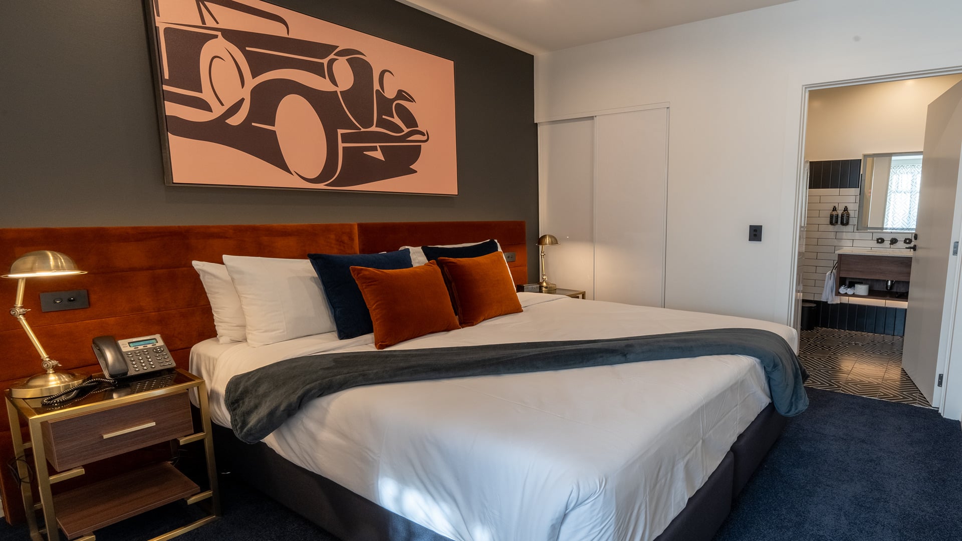 One Bedroom Apartment
